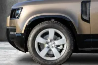Land Rover Defender din 2025 cu 6.861 km - oferta LAN216875 - foto 6