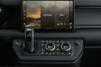 Land Rover Defender din 2025 cu 6.861 km - oferta LAN216875 - foto 8
