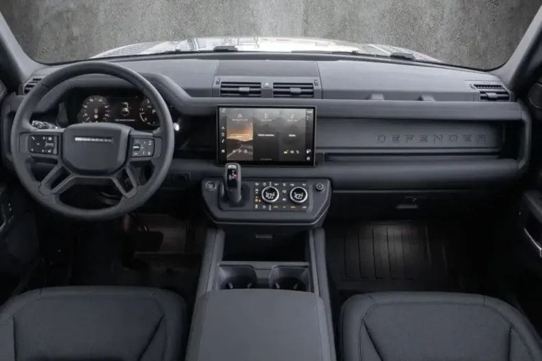 Land Rover Defender din 2025 cu 6.861 km - oferta LAN216875 - foto 9