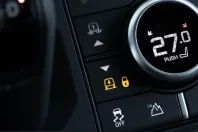 Land Rover Defender din 2025 cu 6.861 km - oferta LAN216875 - foto 17