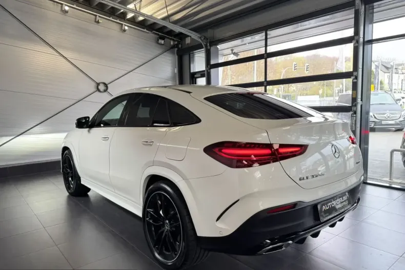 Mercedes-Benz GLE 350 (Clasa GLE) din 2024 cu 15.300 km - oferta MER216889 - foto 4