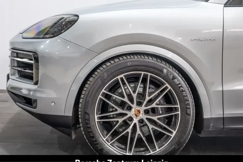 Porsche Cayenne din 2024 cu 23.393 km - oferta POR216892 - foto 7
