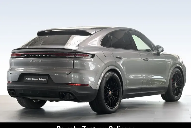 Porsche Cayenne din 2024 cu 57.442 km - oferta POR216893 - foto 4