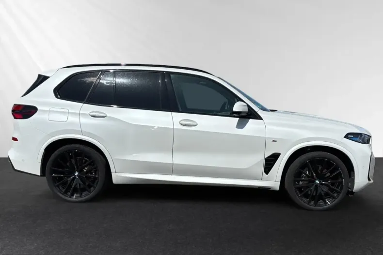 BMW X5 (Seria X) din 2025 cu 23.500 km - oferta BMW216895 - foto 2