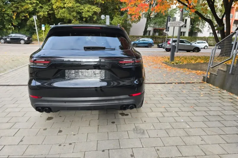 Porsche Cayenne din 2022 cu 42.200 km - oferta POR216897 - foto 7