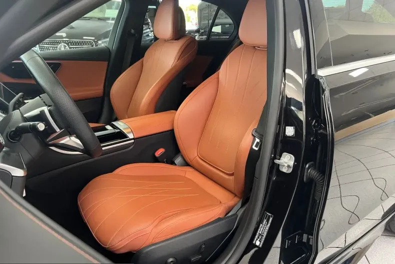 Mercedes-Benz C 220 (Clasa C) din 2025 cu 21.588 km - oferta MER216924 - foto 10