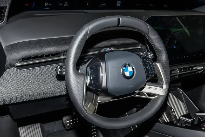BMW iX3 (Seria X) din 2026 cu 5.000 km - oferta BMW216930 - foto 7