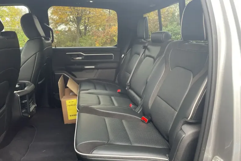 Dodge RAM din 2024 cu 5.187 km - oferta DOD216950 - foto 6