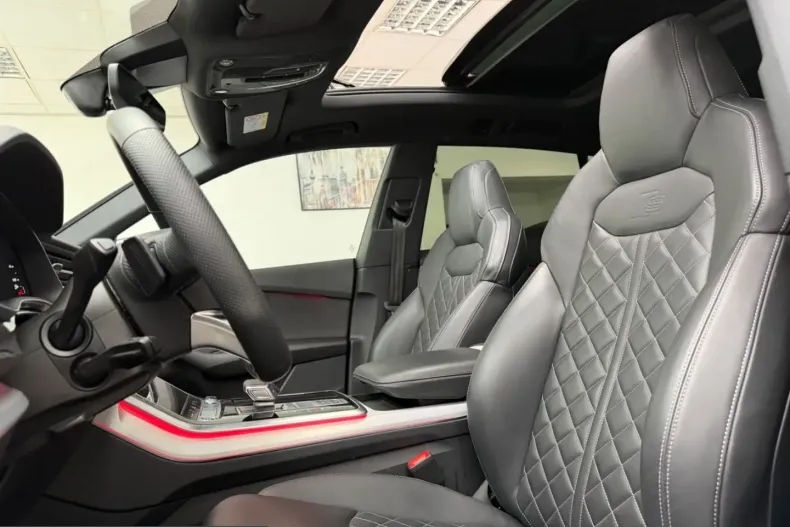 Audi Q8 din 2025 cu 25.000 km - oferta AUD216967 - foto 11
