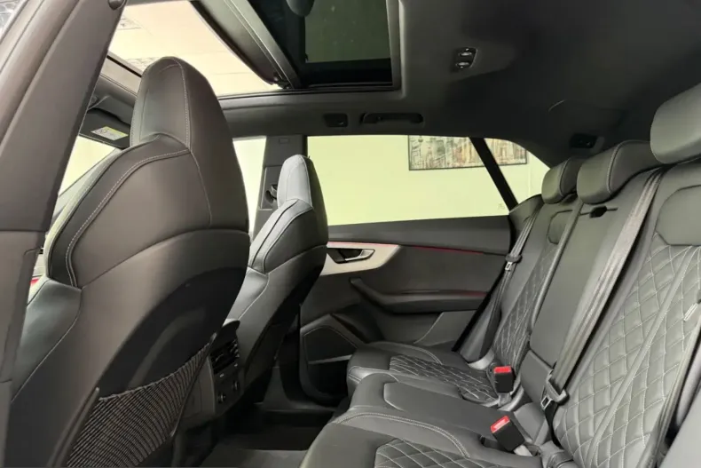 Audi Q8 din 2025 cu 25.000 km - oferta AUD216967 - foto 20
