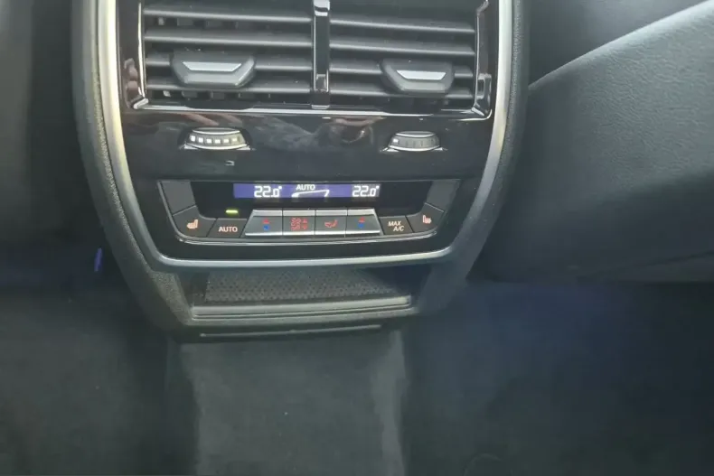 BMW X6 (Seria X) din 2024 cu 25.300 km - oferta BMW216969 - foto 10