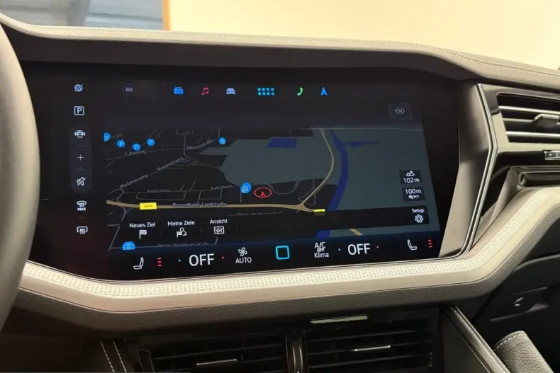 Volkswagen Touareg din 2024 cu 26.170 km - oferta VOL216981 - foto 8