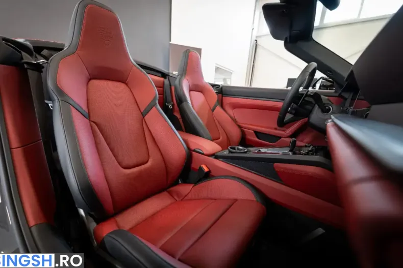Porsche 911 din 2026 cu 12 km - oferta POR216986 - foto 9