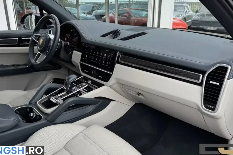 Porsche Cayenne din 2022 cu 68.996 km - oferta POR216990 - foto 1