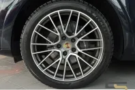 Porsche Cayenne din 2022 cu 68.996 km - oferta POR216990 - foto 9