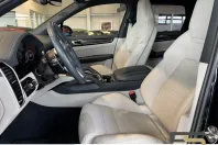 Porsche Cayenne din 2022 cu 68.996 km - oferta POR216990 - foto 13