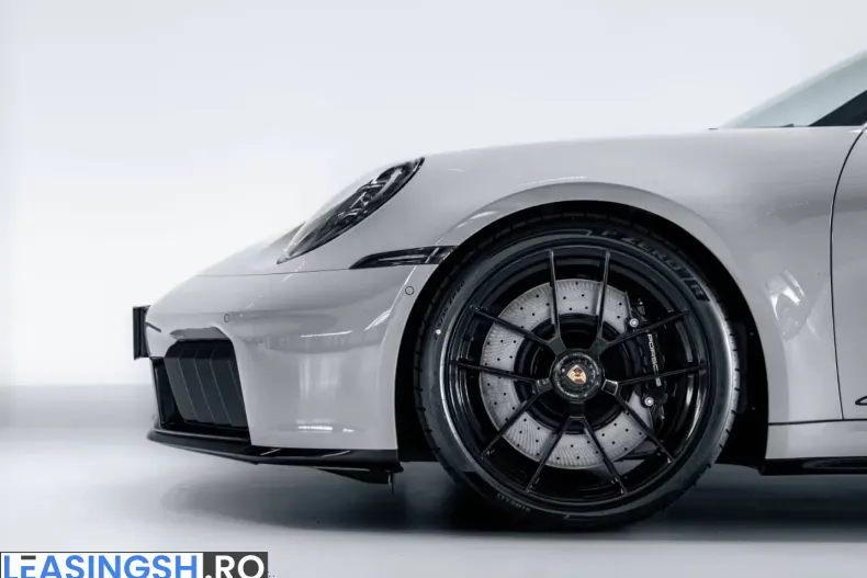Porsche 992 din 2026 cu 0 km - oferta POR216992 - foto 8