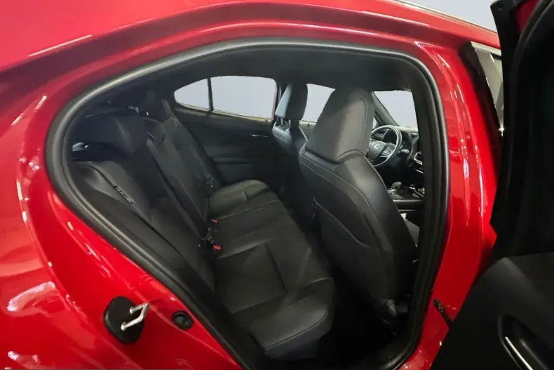 Lexus UX din 2025 cu 13.544 km - oferta LEX216993 - foto 17