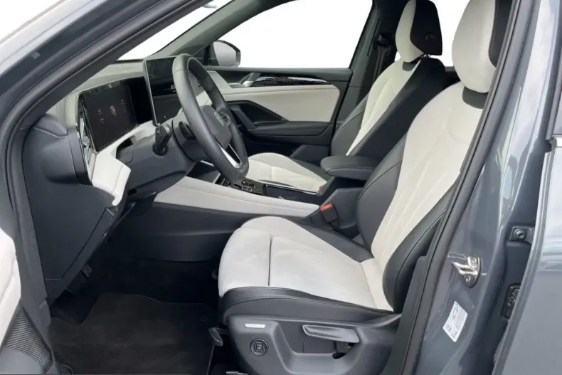 Volkswagen Tiguan din 2025 cu 12.950 km - oferta VOL216995 - foto 12