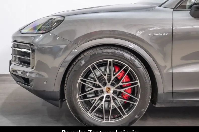 Porsche Cayenne din 2024 cu 31.365 km - oferta POR217003 - foto 22