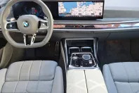 BMW 740 (Seria 7) din 2025 cu 12.714 km - oferta BMW217012 - foto 11