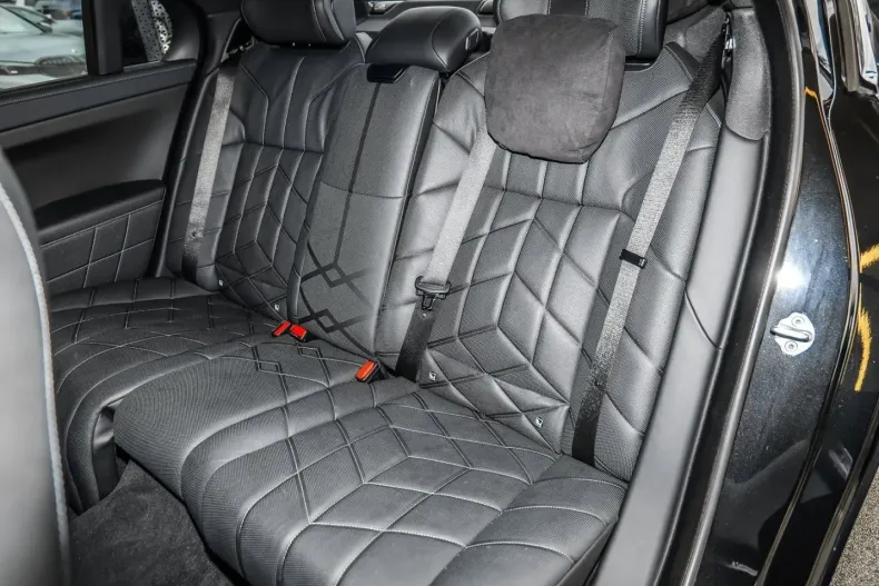 BMW 740 (Seria 7) din 2025 cu 18.810 km - oferta BMW217015 - foto 23