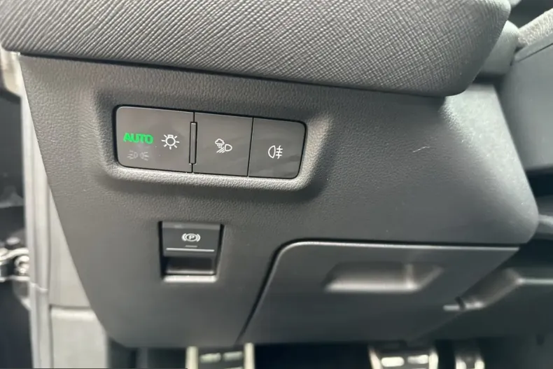 Skoda Kodiaq din 2025 cu 15.033 km - oferta SKO217019 - foto 15