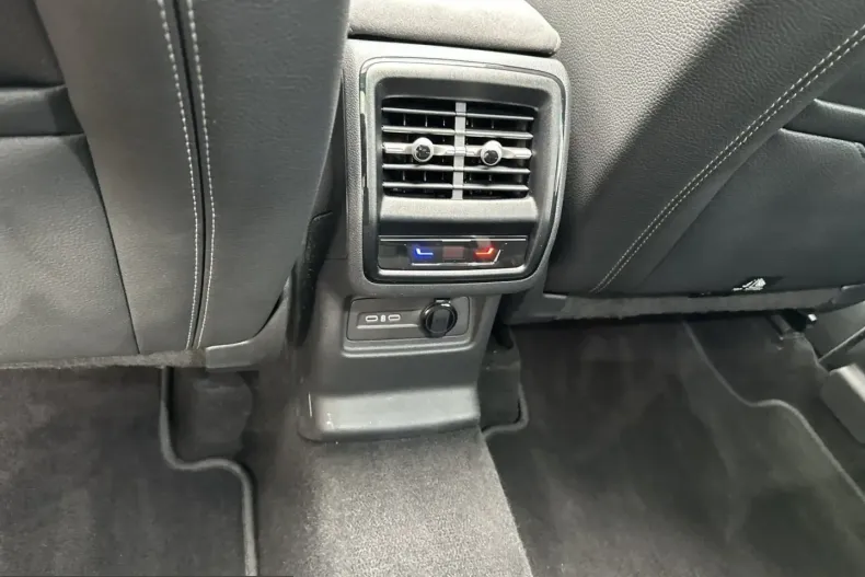 Skoda Kodiaq din 2025 cu 15.033 km - oferta SKO217019 - foto 18