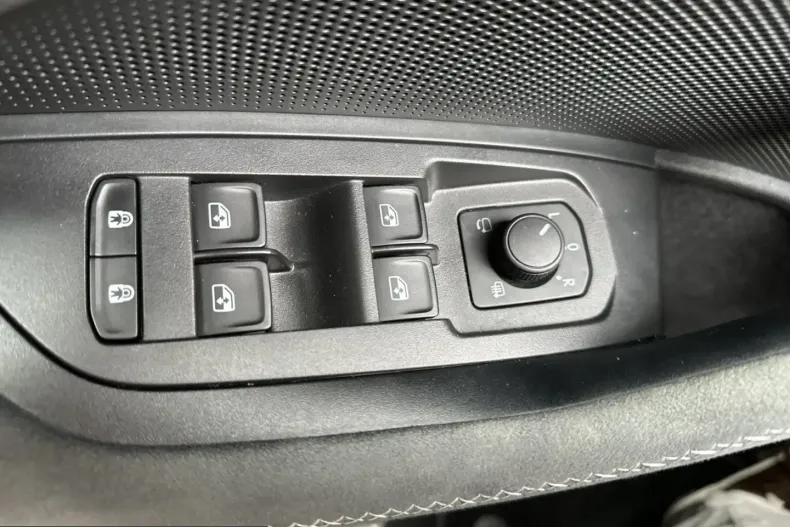 Skoda Kodiaq din 2025 cu 15.033 km - oferta SKO217019 - foto 20