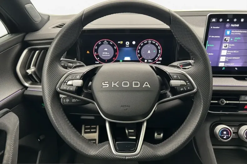 Skoda Kodiaq din 2025 cu 27.275 km - oferta SKO217020 - foto 8