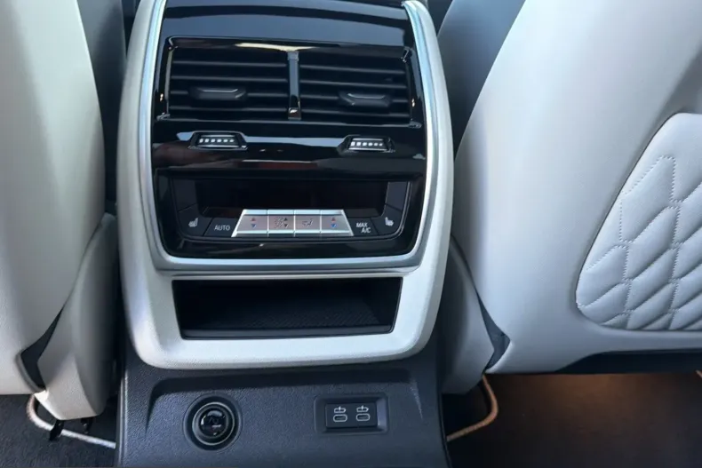 BMW X7 (Seria X) din 2025 cu 13.253 km - oferta BMW217022 - foto 31