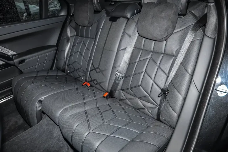 BMW 740 (Seria 7) din 2025 cu 10.110 km - oferta BMW217028 - foto 14