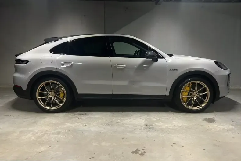 Porsche Cayenne din 2026 cu 0 km - oferta POR217033 - foto 5