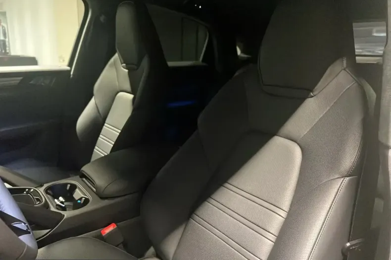 Porsche Cayenne din 2026 cu 0 km - oferta POR217033 - foto 21