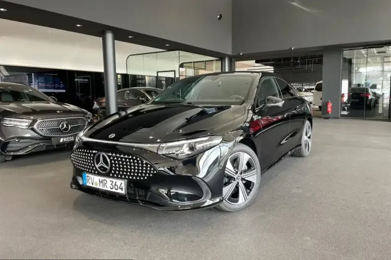 Mercedes-Benz CLA 200 (Clasa CLA) din 2026 cu 8.974 km - oferta MER217034 - foto 1