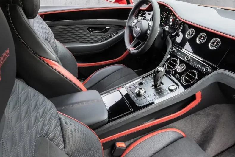 Bentley Continental GT din 2025 cu 3.990 km - oferta BEN217039 - foto 11