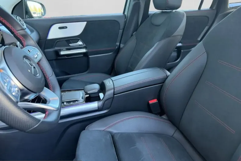 Mercedes-Benz GLA 200 (Clasa GLA) din 2023 cu 5.086 km - oferta MER217044 - foto 8