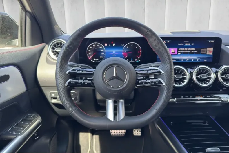 Mercedes-Benz GLA 220 (Clasa GLA) din 2025 cu 9.786 km - oferta MER217046 - foto 10
