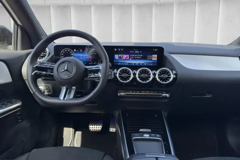 Mercedes-Benz GLA 220 (Clasa GLA) din 2025 cu 9.786 km - oferta MER217046 - foto 14