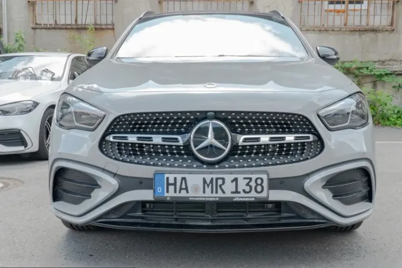 Mercedes-Benz GLA 250 (Clasa GLA) din 2025 cu 10.305 km - oferta MER217047 - foto 2