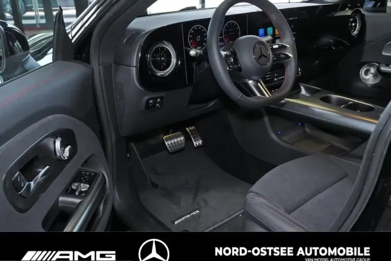 Mercedes-Benz CLA 200 (Clasa CLA) din 2026 cu 3.598 km - oferta MER217050 - foto 5