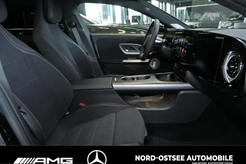 Mercedes-Benz CLA 200 (Clasa CLA) din 2026 cu 3.598 km - oferta MER217050 - foto 11