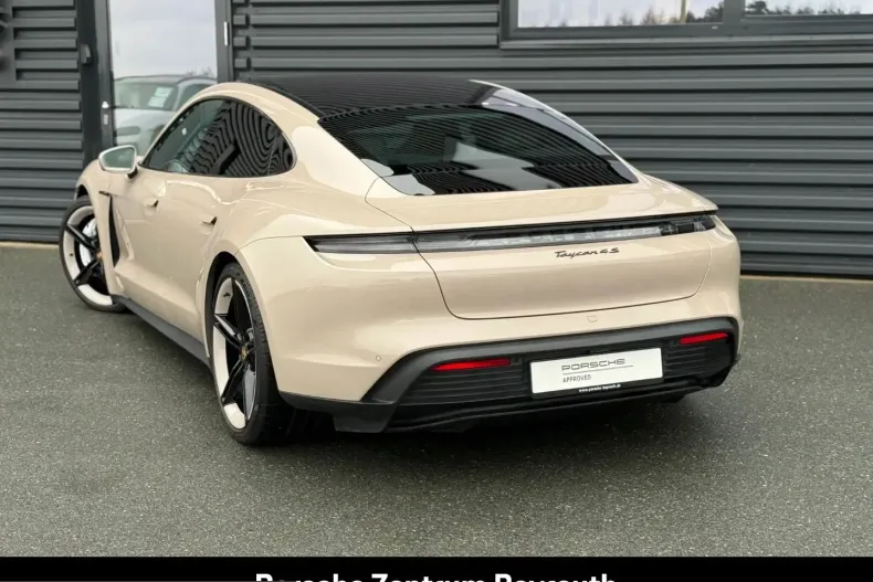 Porsche Taycan din 2023 cu 42.500 km - oferta POR217053 - foto 3