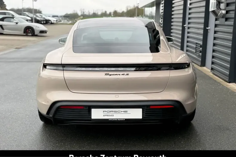 Porsche Taycan din 2023 cu 42.500 km - oferta POR217053 - foto 7
