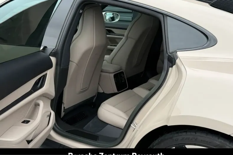 Porsche Taycan din 2023 cu 42.500 km - oferta POR217053 - foto 12