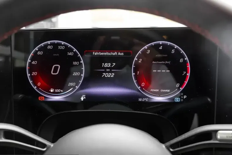 Mercedes-Benz CLA 200 (Clasa CLA) din 2026 cu 9.876 km - oferta MER217054 - foto 11