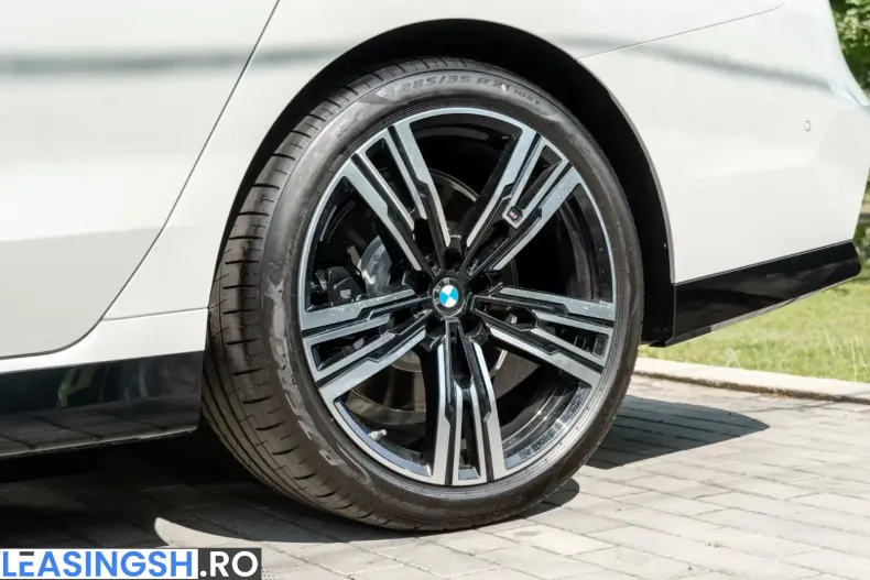 BMW 740 (Seria 7) din 2025 cu 19.400 km - oferta BMW217055 - foto 8