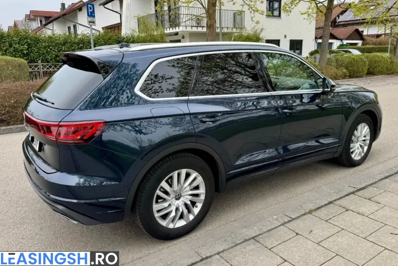 Volkswagen Touareg din 2023 cu 56.300 km - oferta VOL217059 - foto 3