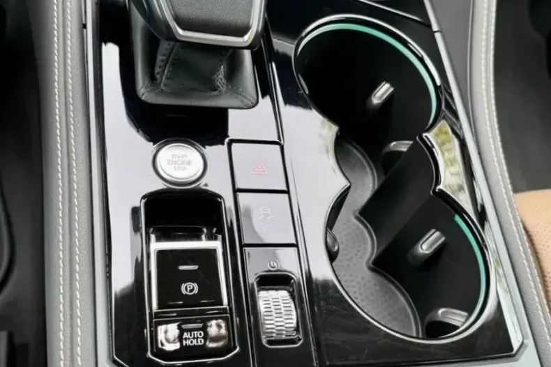 Volkswagen Touareg din 2023 cu 56.300 km - oferta VOL217059 - foto 6