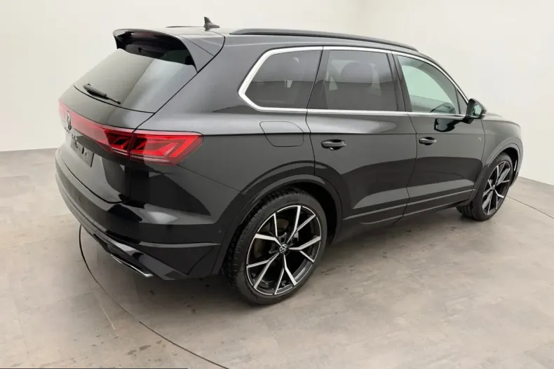 Volkswagen Touareg din 2025 cu 25.290 km - oferta VOL217060 - foto 3
